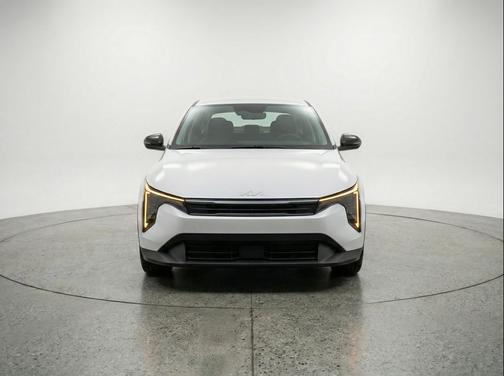 Snow White Pearl 2025 Kia K4 LXS