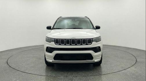 Bright White Clearcoat 2025 Jeep Compass Limited