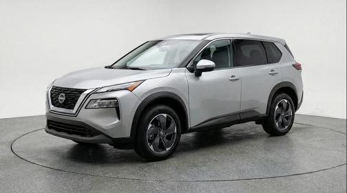 Brilliant Silver Metallic 2025 Nissan Rogue SV