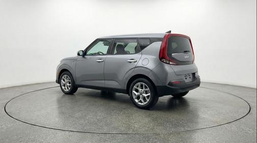 Gravity Gray 2025 Kia Soul LX