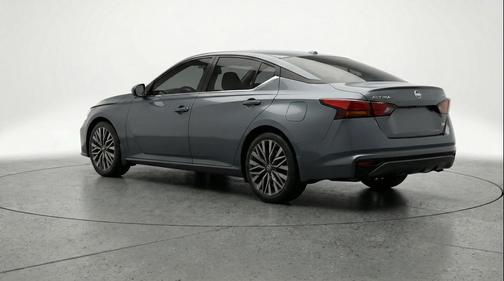 Gun Metallic 2025 Nissan Altima SV FWD