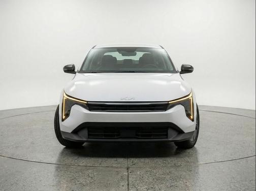 Snow White Pearl 2025 Kia K4 LXS