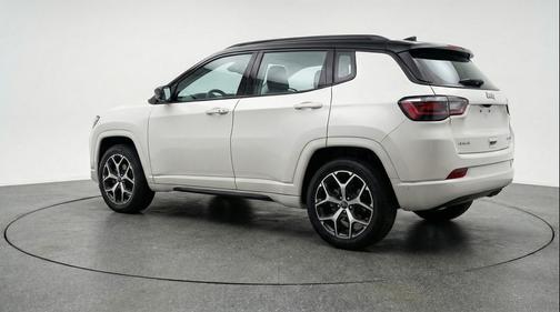 Bright White Clearcoat 2025 Jeep Compass Limited