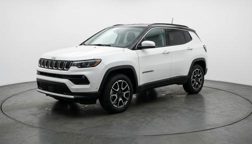 Bright White Clearcoat 2025 Jeep Compass Trailhawk