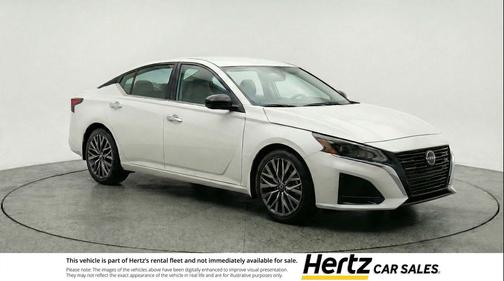 Glacier White 2025 Nissan Altima SV FWD