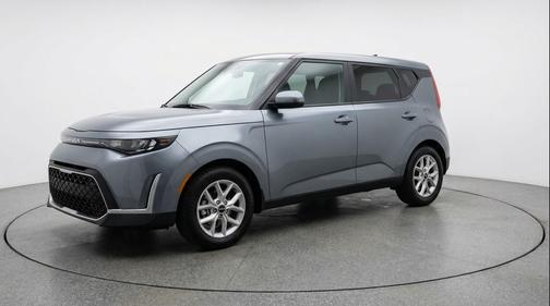 Gravity Gray 2025 Kia Soul LX