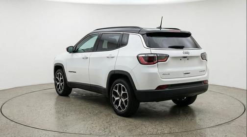 Bright White Clearcoat 2025 Jeep Compass Limited