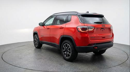 Red Hot Pearlcoat 2025 Jeep Compass Trailhawk