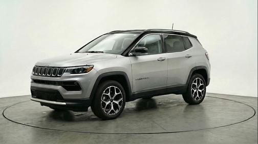 Silver Zynith Metallic Clearcoat 2025 Jeep Compass Limited