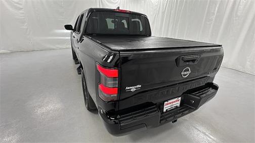 2024 Nissan Frontier SL