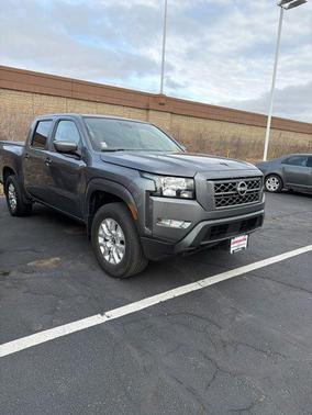 Gun Metallic 2023 Nissan Frontier SV