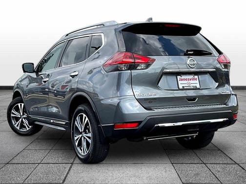 Gun Metallic 2018 Nissan Rogue SL