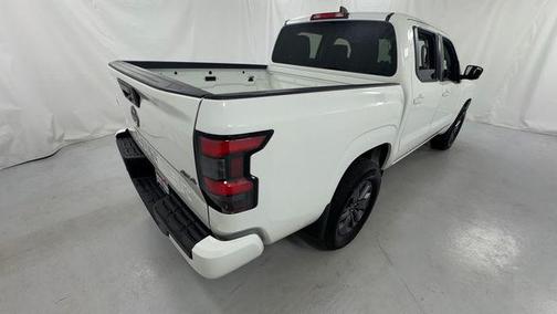 Glacier White 2025 Nissan Frontier SV