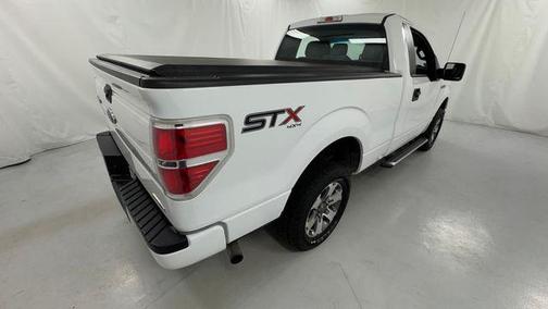 OXFORD WHITE 2014 Ford F-150 STX