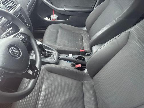 Black 2015 Volkswagen Jetta Auto S w/Technology
