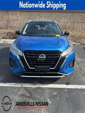 2023 Nissan Kicks SV