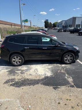 Mosaic Black Metallic 2016 Chevrolet Traverse 2LT
