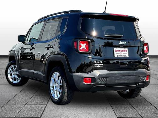 Black Clearcoat 2021 Jeep Renegade Latitude