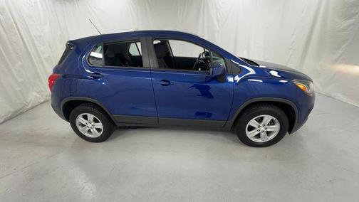 Blue Topaz Metallic 2017 Chevrolet Trax LS