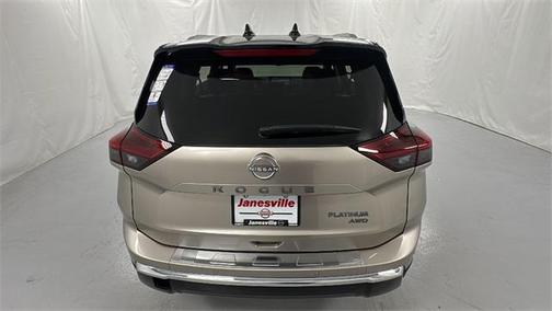 2025 Nissan Rogue Platinum
