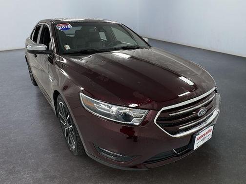 2019 Ford Taurus Limited