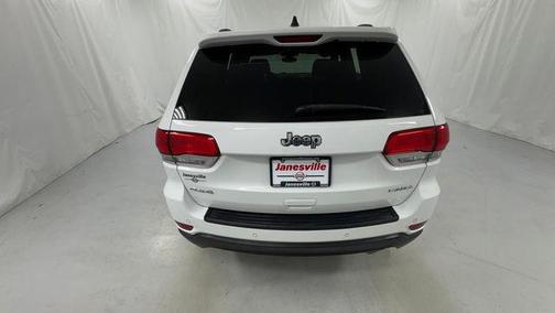 Bright White Clearcoat 2018 Jeep Grand Cherokee Laredo E