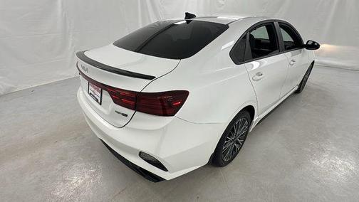 Snow White Pearl 2024 Kia Forte GT-Line