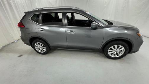 Gun Metallic 2017 Nissan Rogue SV