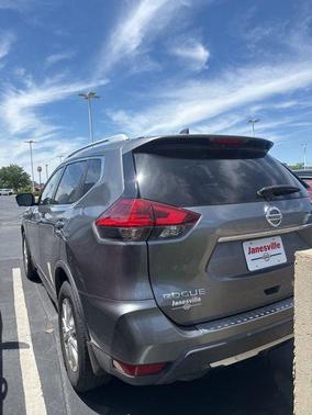 Gun Metallic 2017 Nissan Rogue SV