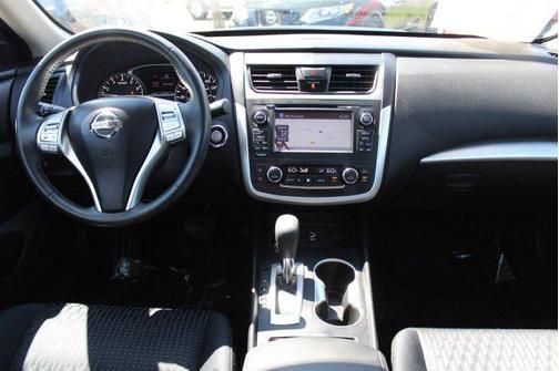 2016 Nissan Altima 2.5 SV