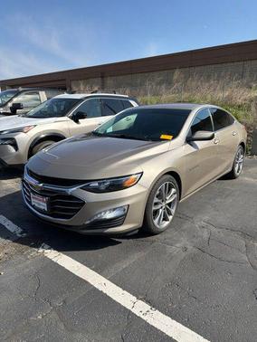 Mineral Gray Metallic 2022 Chevrolet Malibu FWD LT
