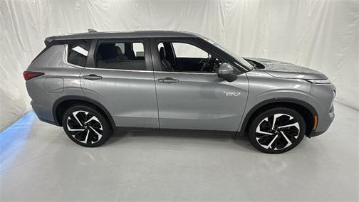 2023 Mitsubishi Outlander PHEV SE S-AWC