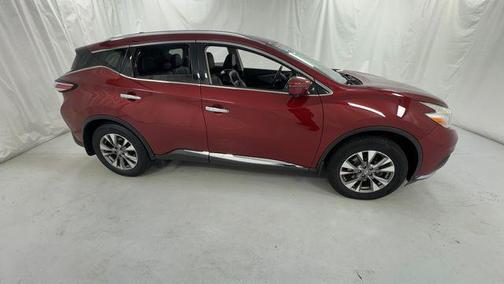 Cayenne Red Metallic 2017 Nissan Murano SL
