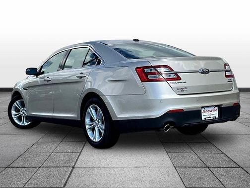 WHITE GOLD 2018 Ford Taurus SEL