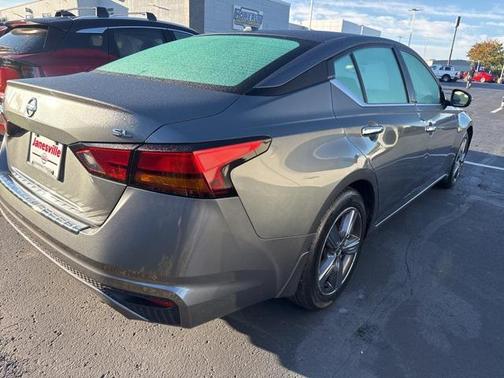 2022 Nissan Altima 2.5 SL