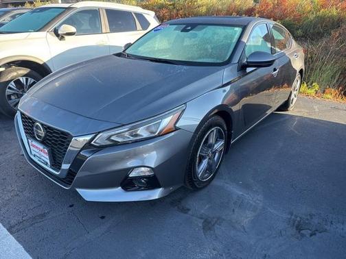 2022 Nissan Altima 2.5 SL