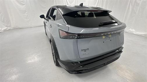 2025 Nissan ARIYA ENGAGE