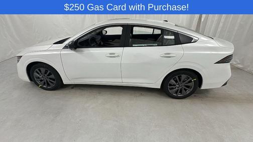 Aspen White Tricoat 2026 Nissan Sentra SL