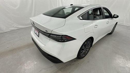 Aspen White Tricoat 2026 Nissan Sentra SL