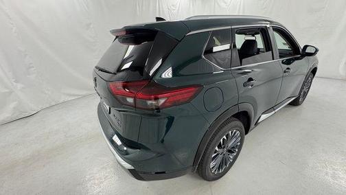 Obsidian Green 2026 Nissan Rogue Platinum