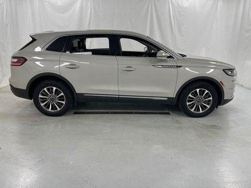 CERAMIC PEARL MET 3C 2023 Lincoln Nautilus Standard