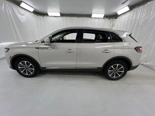 CERAMIC PEARL MET 3C 2023 Lincoln Nautilus Standard
