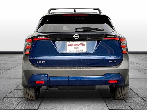Deep Blue Pearl 2027 Nissan Kicks SV