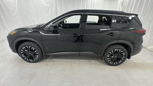 Super Black 2026 Nissan Rogue Dark Armor