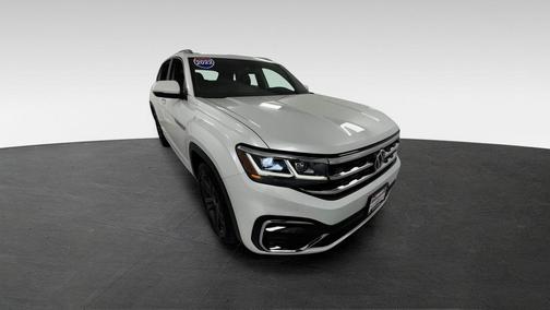 White 2022 Volkswagen Atlas Cross Sport 2.0T SEL