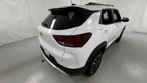 Summit White 2025 Chevrolet Trailblazer LT