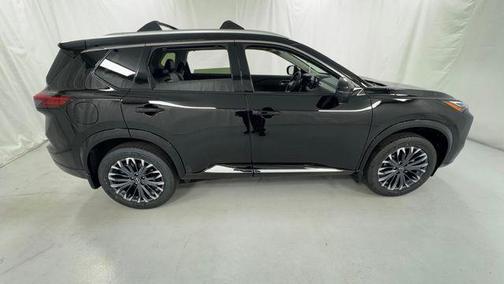 Super Black 2026 Nissan Rogue Platinum