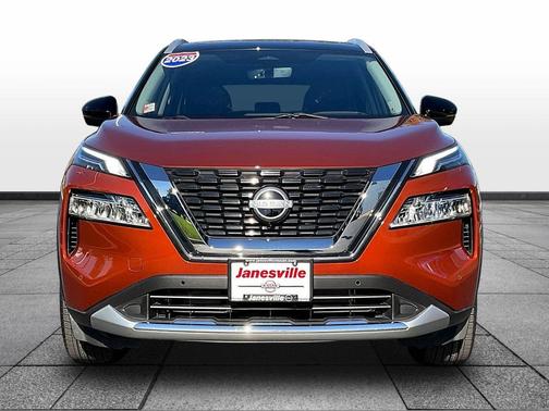 Sunset Drift Chromaflair/Super Black 2023 Nissan Rogue Platinum