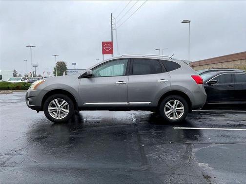 Platinum Graphite Metallic 2013 Nissan Rogue SV