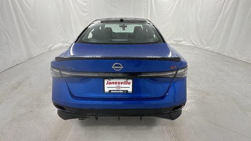 Bluestone Pearl/Super Black 2026 Nissan Sentra SR